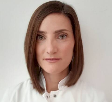 Marina Šandrk Plehaček magistar farmacije - Farmacija - Klinička farmaceutkinja. Fokus na edukaciju pacijenata. Zatražite online savjet za bolju terapiju. | LittleDot