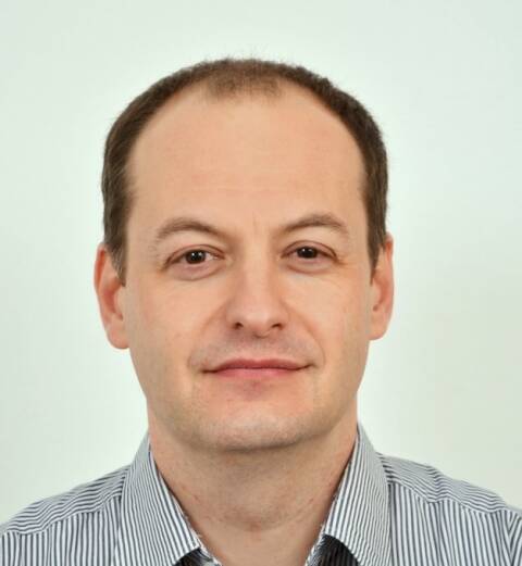 prim. mr. sc.  Tomislav Gojmerac dr. med. - Neuropedijatrija - Specijalist pedijatrijske neurologije s fokusom na razvojnu neurologiju, perinatalna oštećenja mozga i neurofiziologiju. | LittleDot