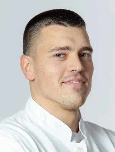 Andrija Karačić dr. med. - Crijevni mikrobiom - dr. med. Andrija Karačić, kirurg i stručnjak za mikrobiom. Zatražite online savjet putem aplikacije LittleDot. | LittleDot