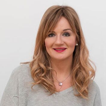 Emina Kovačić Kovačić mag. rehab. educ. - Rehabilitacija, - Pedagogija - Emina Kovačić, pedagoginja, pruža savjetovanje i stručnu podršku obiteljima djece s poteškoćama u razvoju. | LittleDot