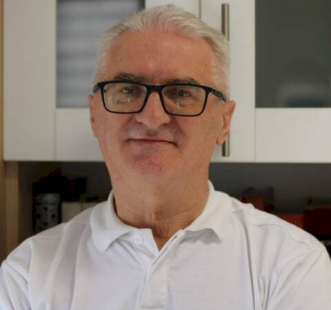 Petar Nedić dr. med. - Kardiologija - Internist i kardiolog s dugogodišnjim kliničkim iskustvom. Cjelovit pristup liječenju srca i pacijenata. | LittleDot