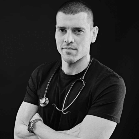Andrija Karačić dr. med. - Crijevni mikrobiom - dr. med. Andrija Karačić, kirurg i stručnjak za mikrobiom. Zatražite online savjet putem aplikacije LittleDot. | LittleDot