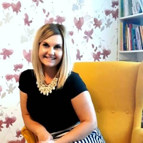 Eva Brlek mag. rehab. educ. - Rehabilitacija, - Psihoterapija - Dostupna je za savjetovanje oko rehabilitacije, psihoterapije i razvoja djece | LittleDot